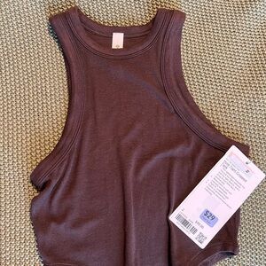 brand new lululemon hold tight cropped tank